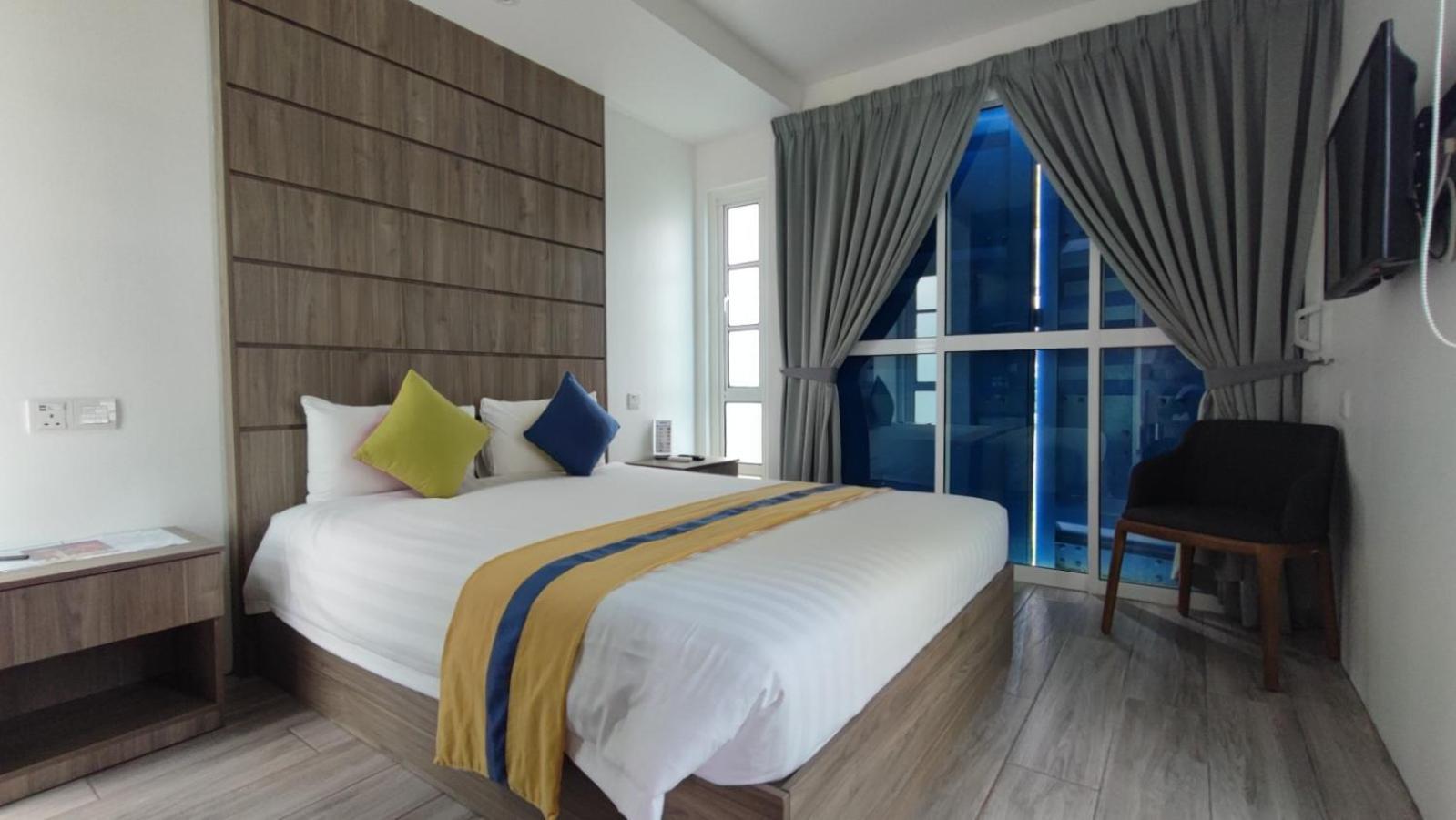 Solesor Kampong Beach Resort Port Dickson Exterior foto